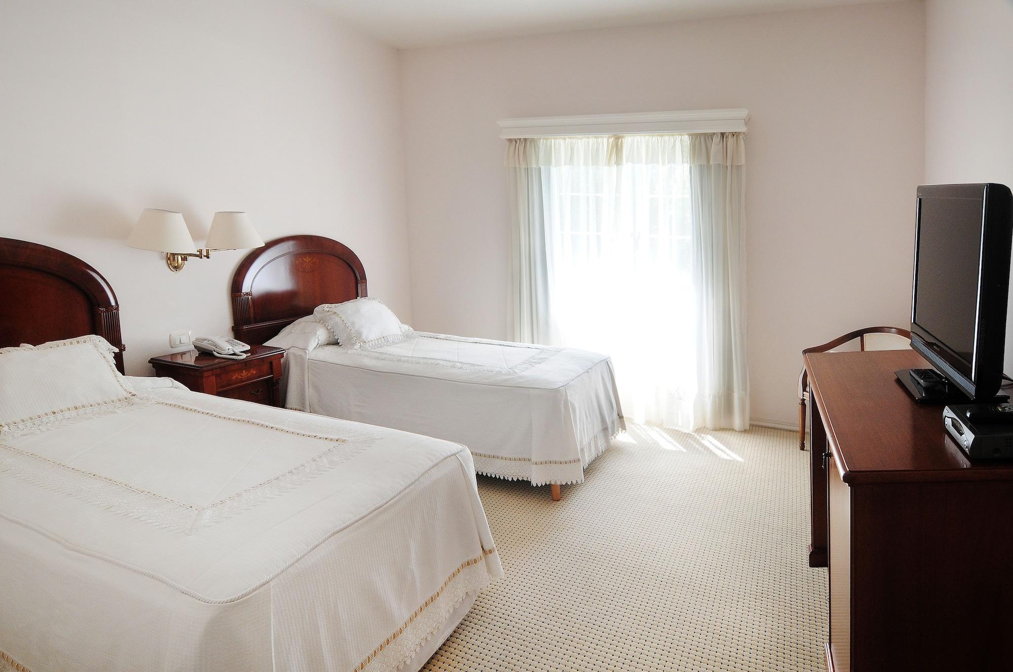Parque Hotel Jean Clevers Punta del Este Exteriör bild A guest room at the Sheraton Vistana Resort
